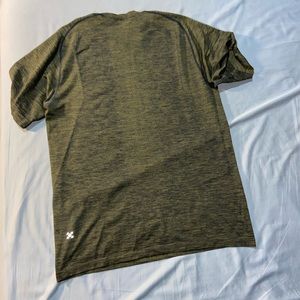 Lululemon metal vent shirt